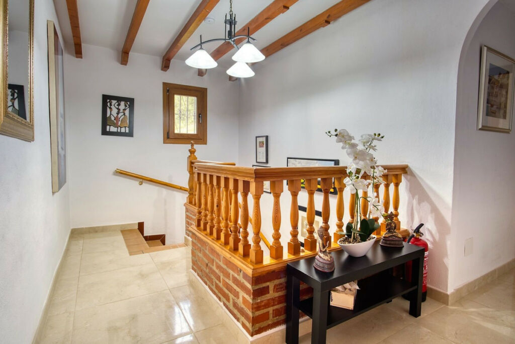 Detached Villa Iznate Málaga - image 17