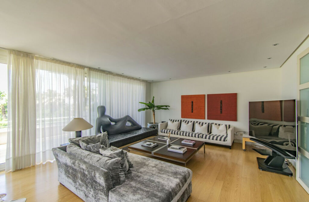 Penthouse Nagüeles Málaga - image 17