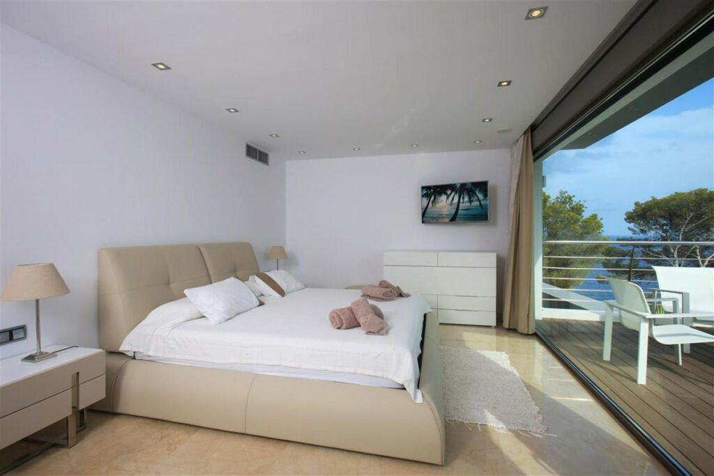 Detached Villa Altea Alicante - image 17