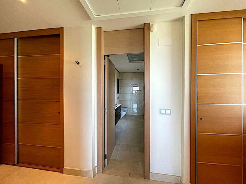 Middle Floor Apartment Benahavís Málaga - image 17