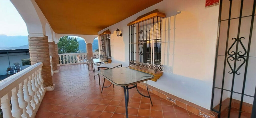 Detached Villa Arriate Málaga - image 16