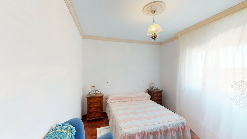 Detached Villa Sedella Málaga - image 17