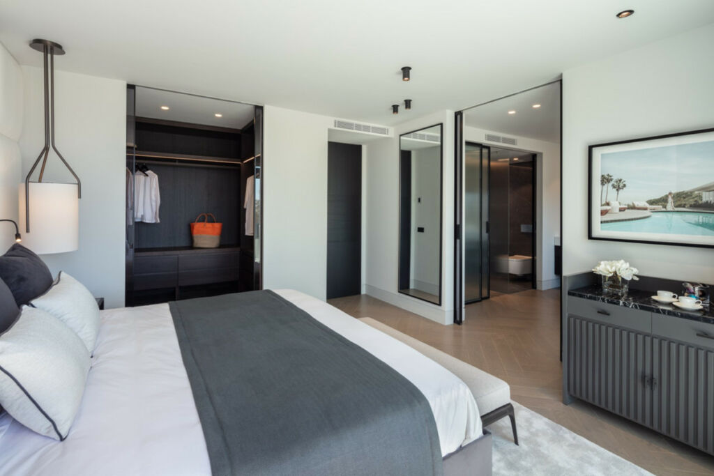 Penthouse The Golden Mile Málaga - image 17