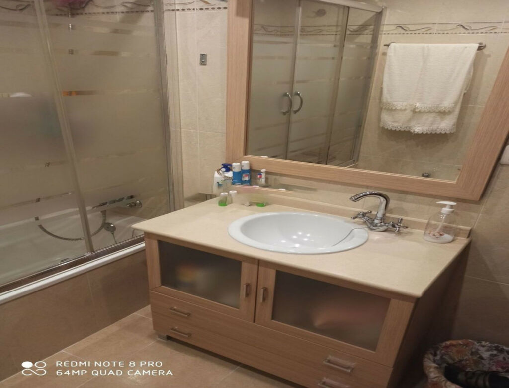 Middle Floor Apartment Estepona Málaga - image 17