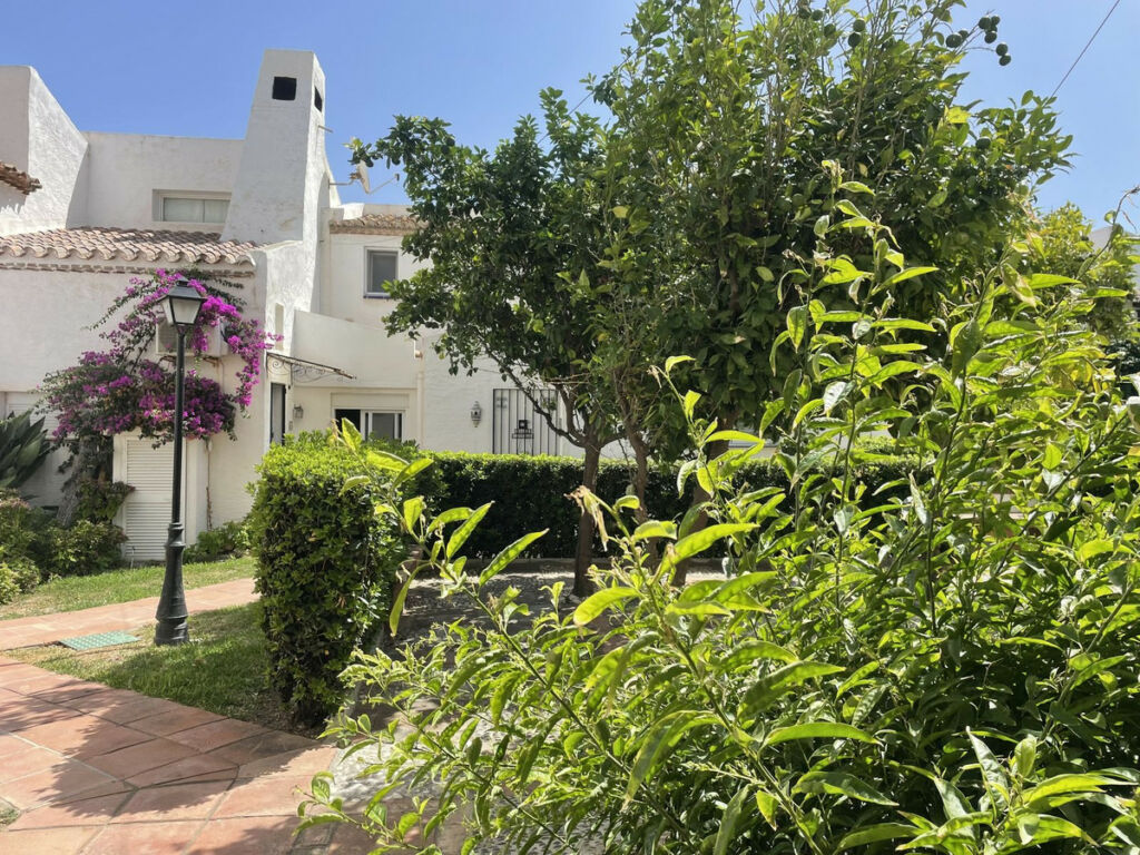 Penthouse Duplex Estepona Málaga - image 18