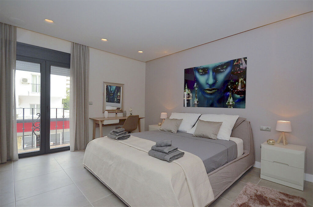 Middle Floor Apartment Puerto Banús Málaga - image 18
