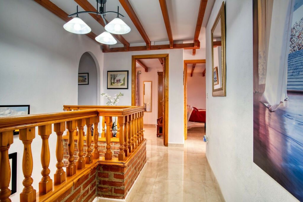 Detached Villa Iznate Málaga - image 18