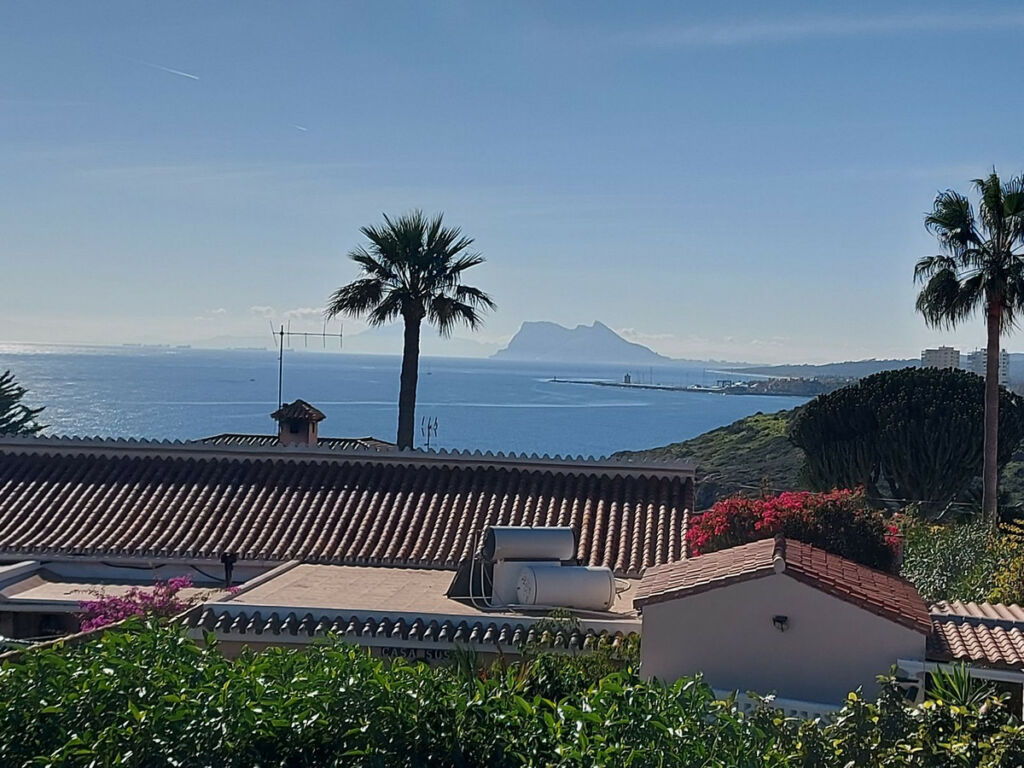 Detached Villa Manilva Málaga - image 18