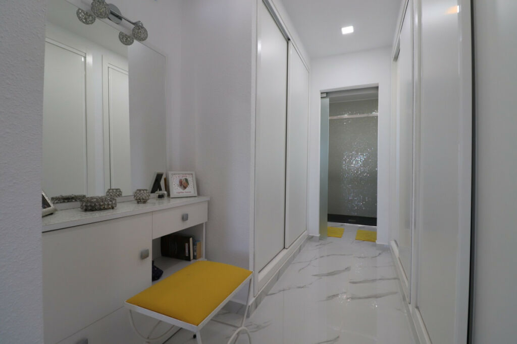 Detached Villa Algorfa Alicante - image 23