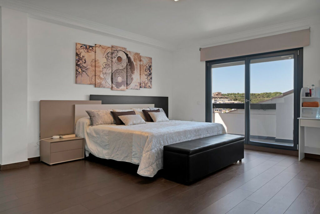 Detached Villa La Línea Cádiz - image 19