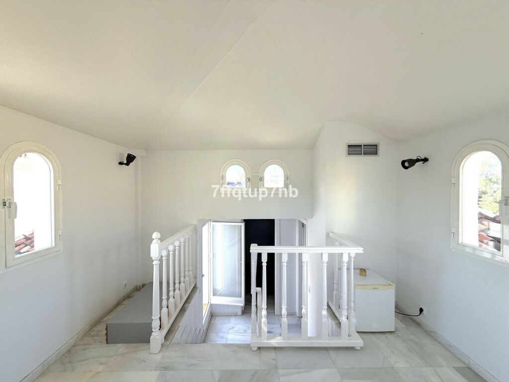 Townhouse Puerto Banús Málaga - image 19