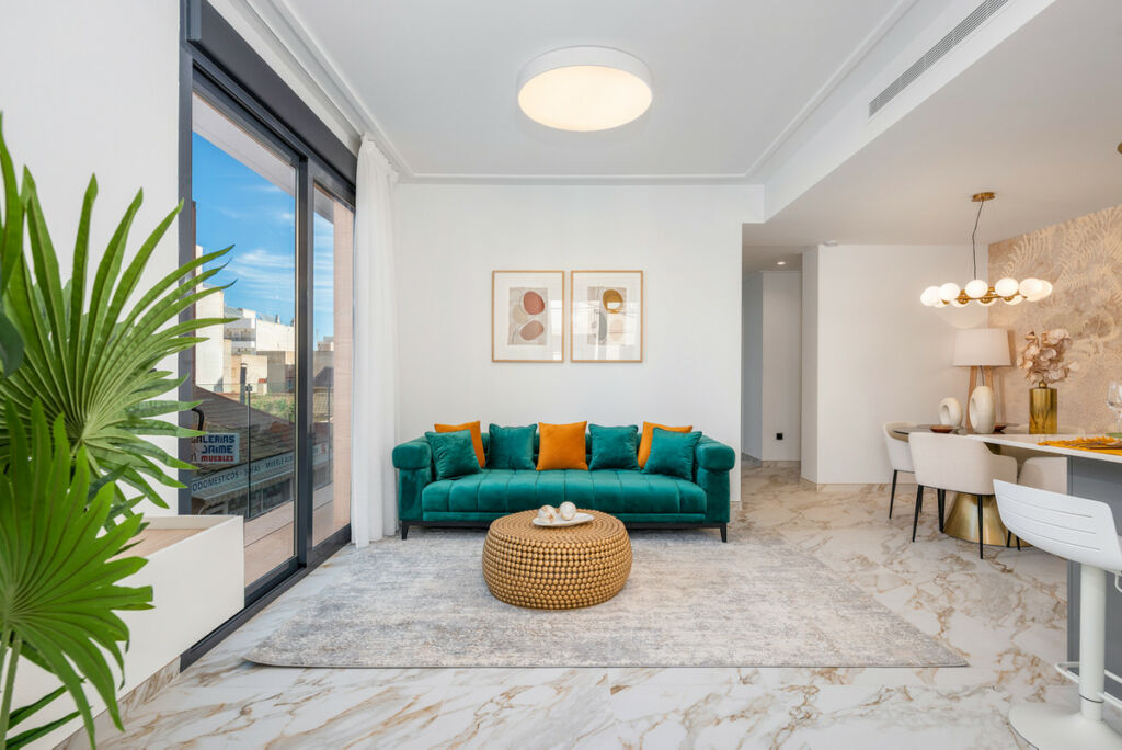 Middle Floor Apartment Guardamar del Segura Alicante - image 2