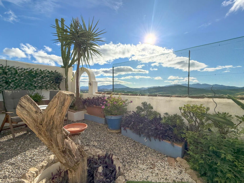 Townhouse Alozaina Málaga - image 4