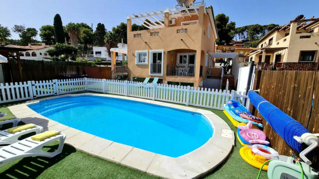 Detached Villa Torremolinos Málaga - image 2