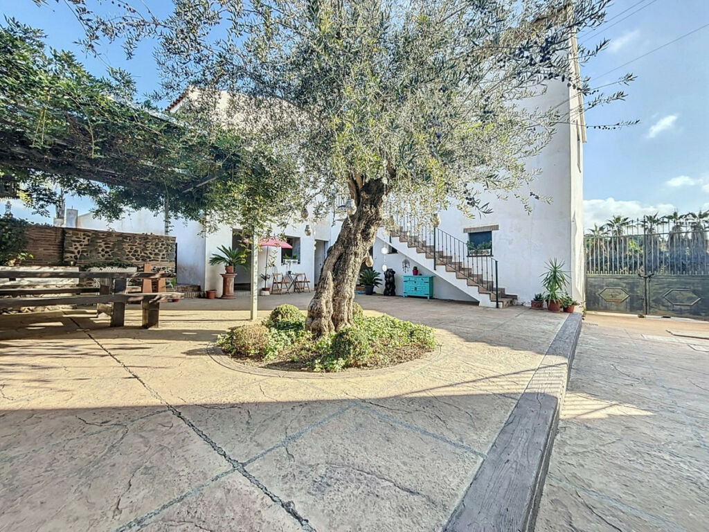 Detached Villa Vélez-Málaga Málaga - image 2