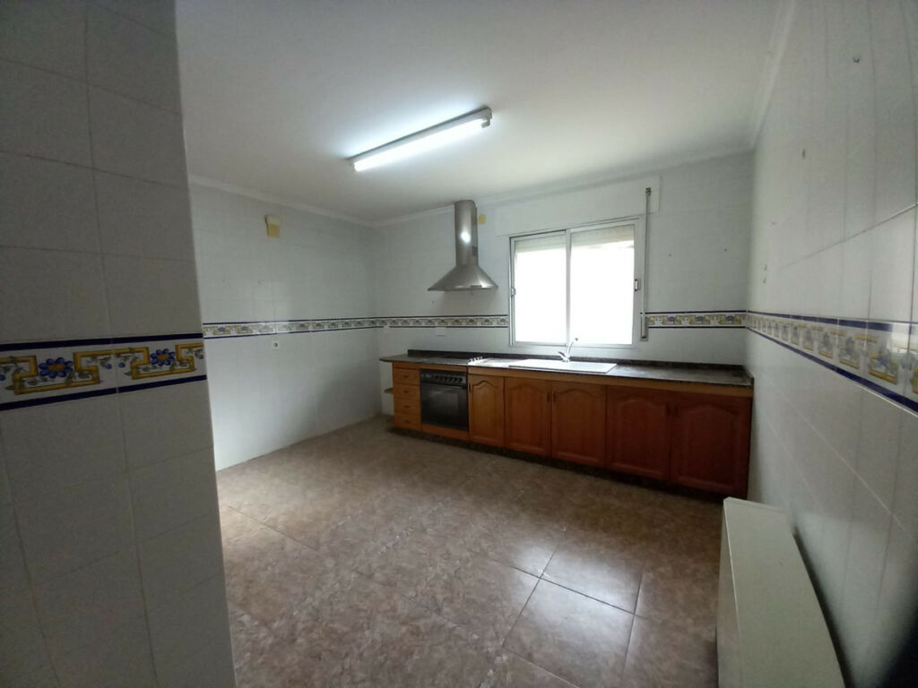 Townhouse Algueña Alicante - image 2