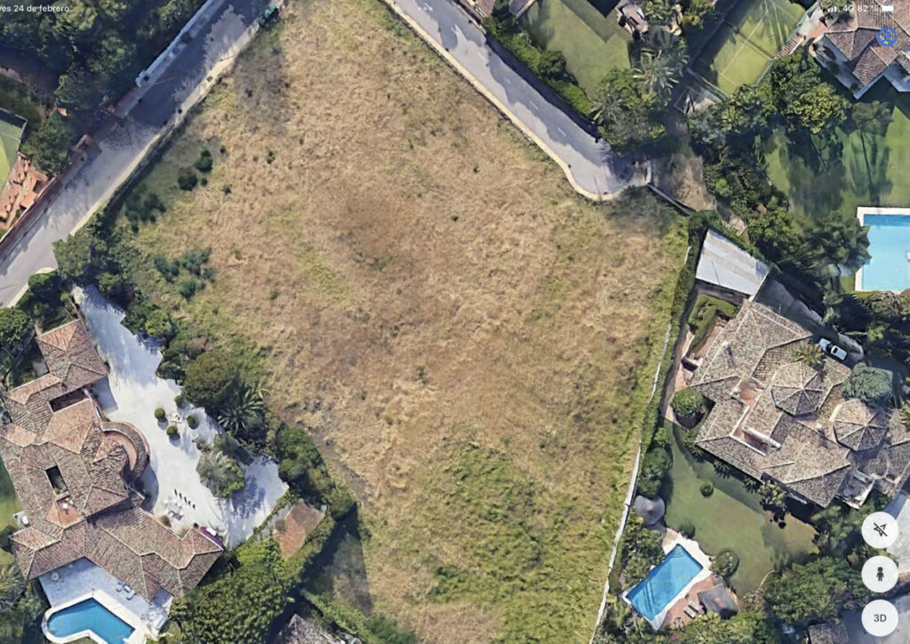 Residential Plot Guadalmina Baja Málaga - image 2