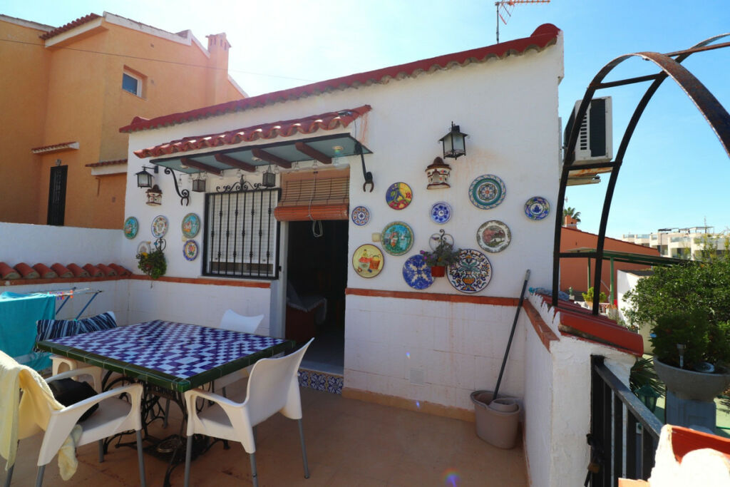 Townhouse Benijofar Alicante - image 2