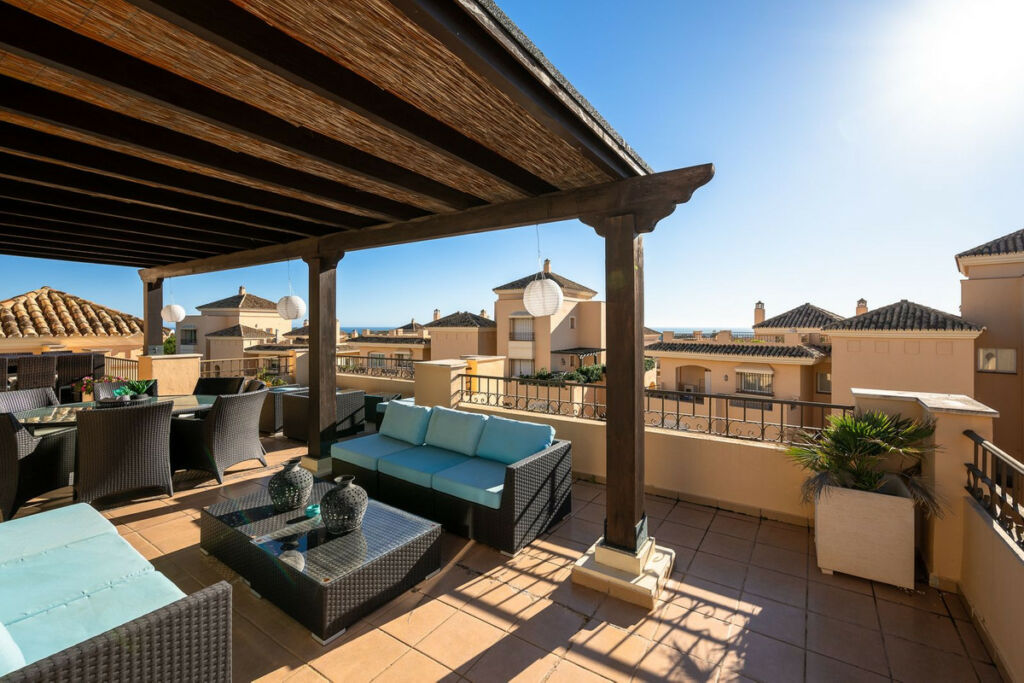 Penthouse Duplex Elviria Málaga - image 14
