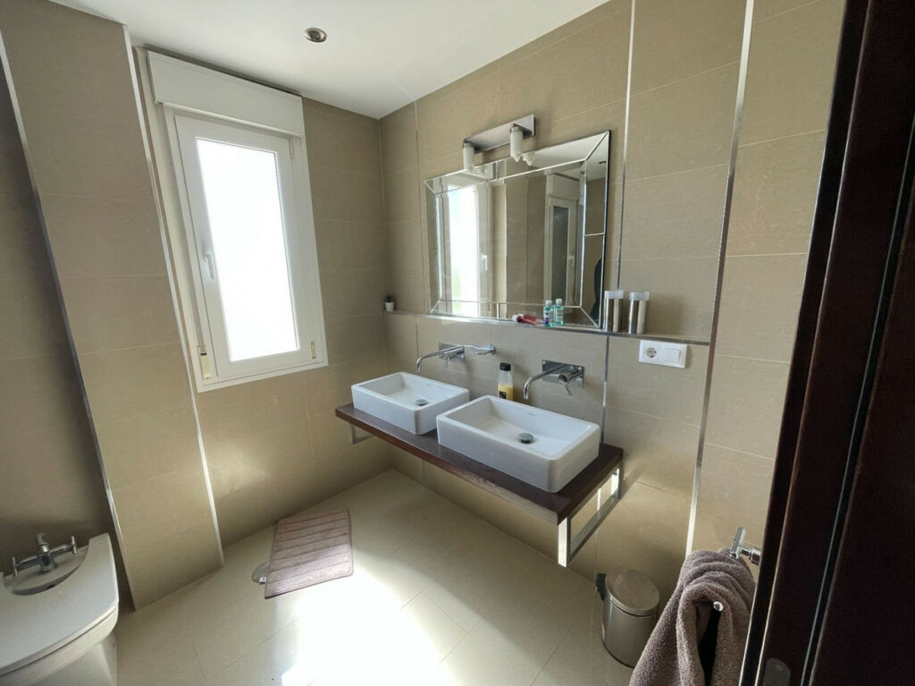 Detached Villa Monforte Del Cid Alicante - image 20