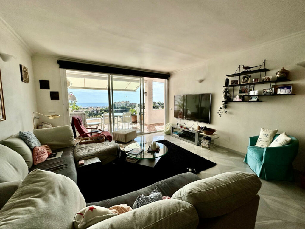 Middle Floor Apartment Benahavís Málaga - image 20