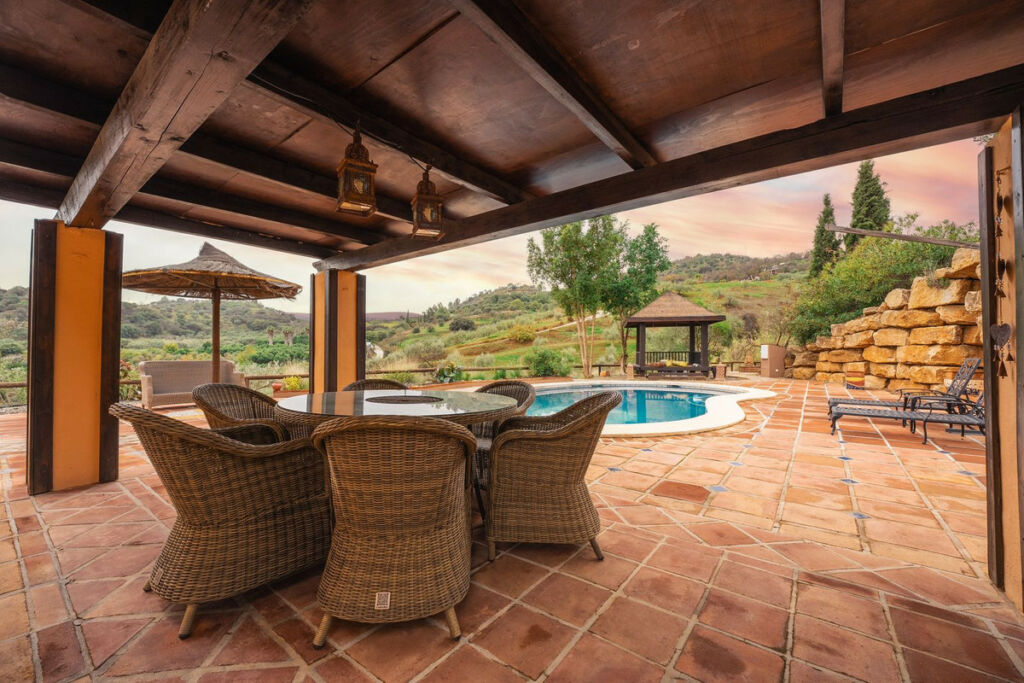 Detached Villa Monda Málaga - image 21