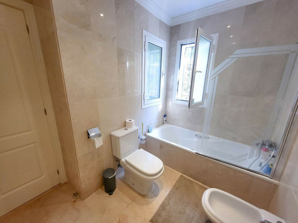 Ground Floor Apartment Elviria Málaga - image 20