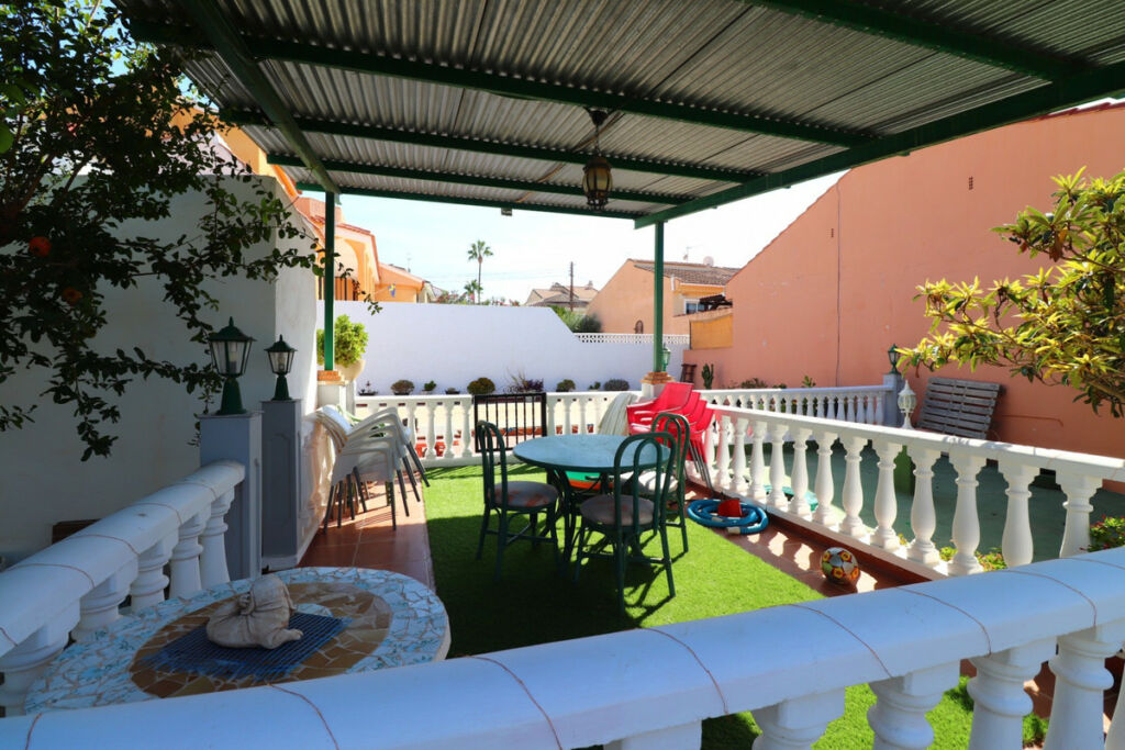 Townhouse Benijofar Alicante - image 20