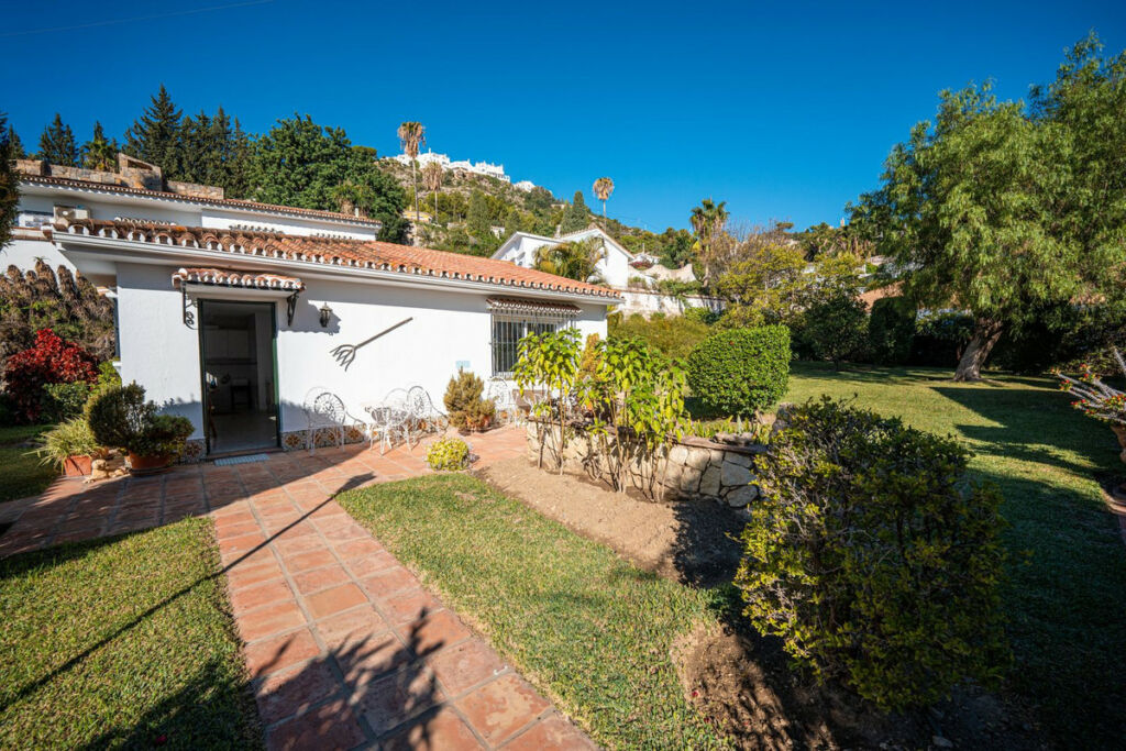 Detached Villa Benalmadena Málaga - image 21