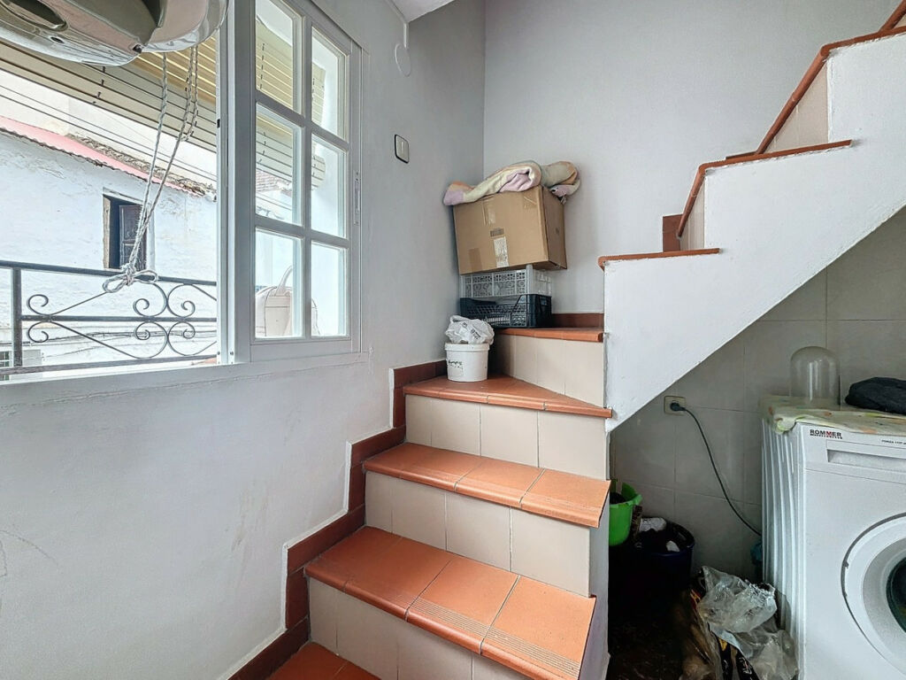 Semi-Detached House Sayalonga Málaga - image 21