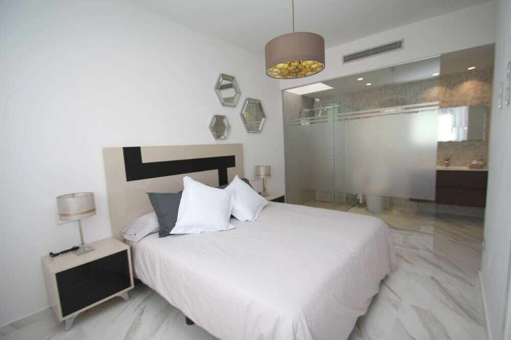 Detached Villa San Miguel de Salinas Alicante - image 21