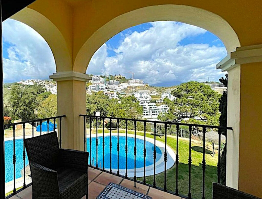 Middle Floor Apartment Benahavís Málaga - image 22