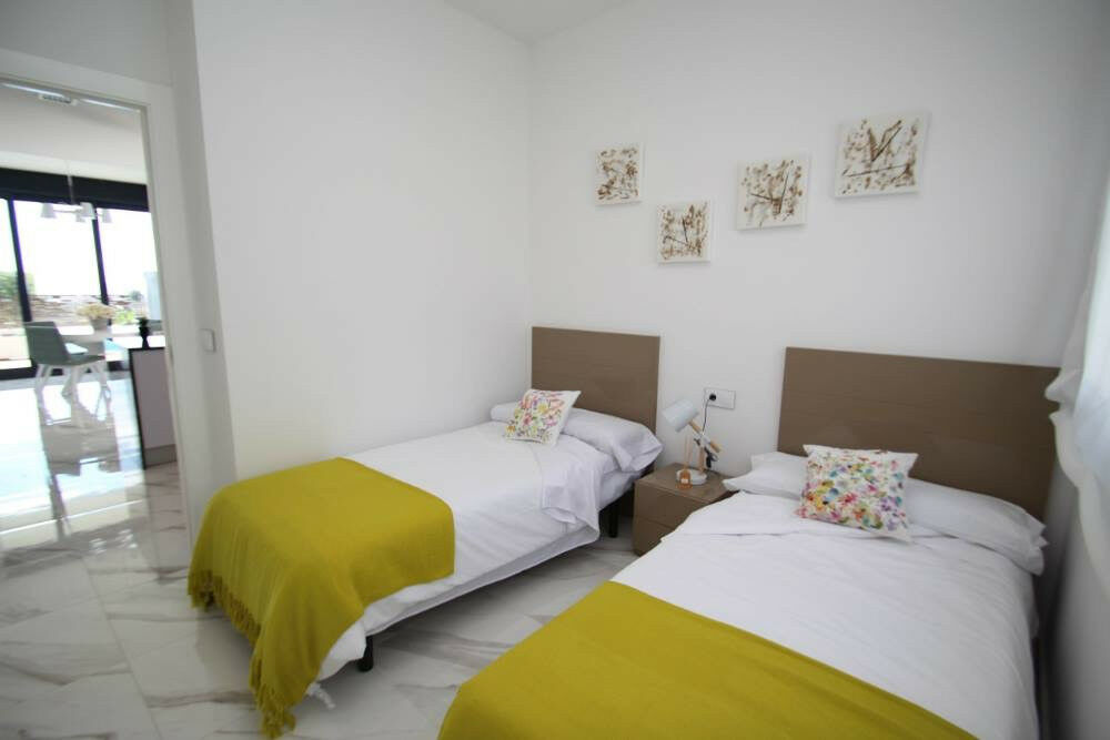 Detached Villa San Miguel de Salinas Alicante - image 22