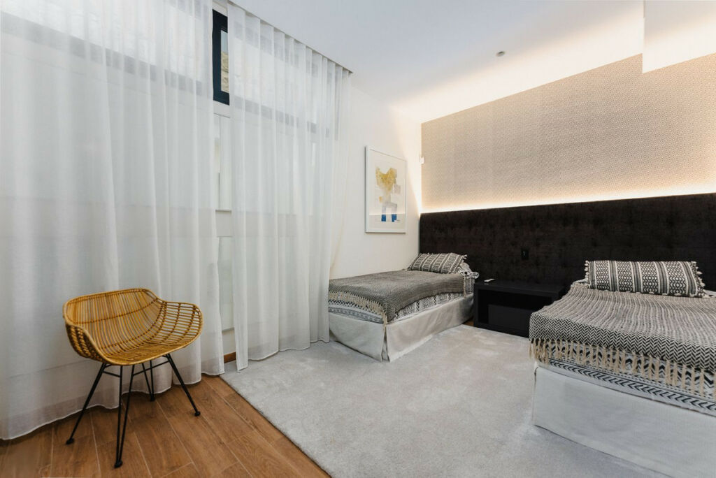 Duplex Sierra Blanca Málaga - image 22