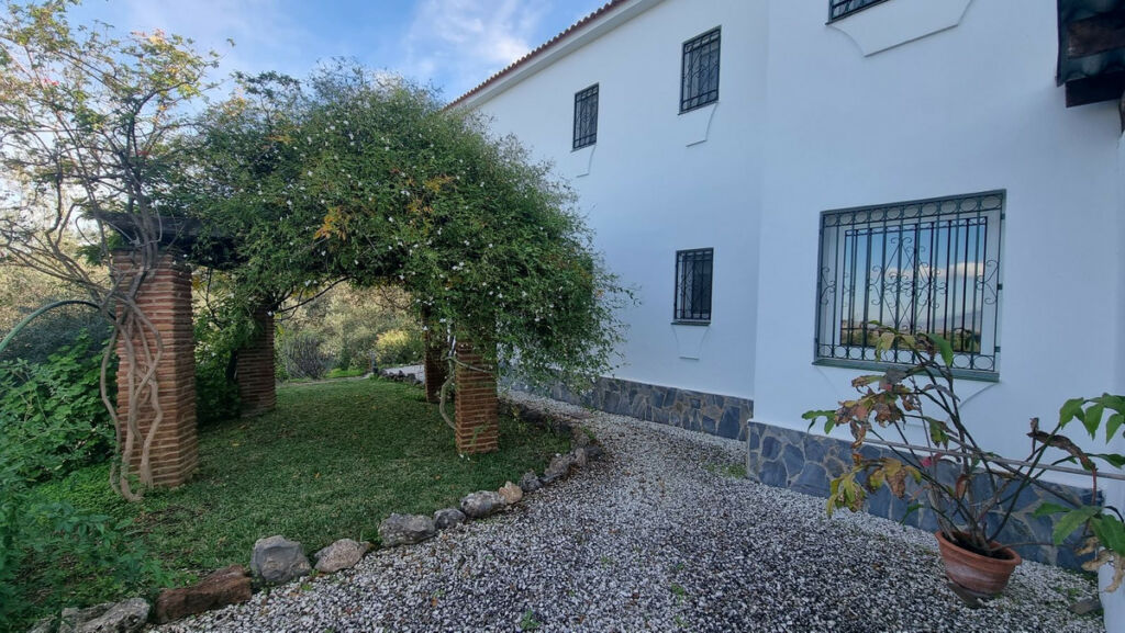 Finca - Cortijo Alhaurín el Grande Málaga - image 22