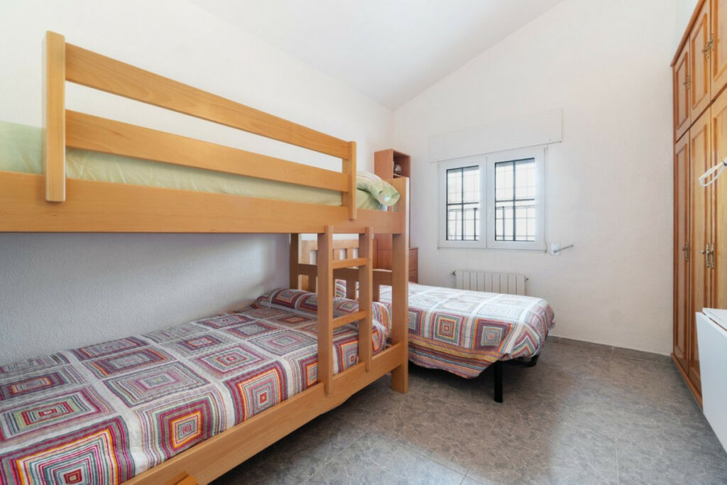 Detached Villa La Veleta Alicante - image 22