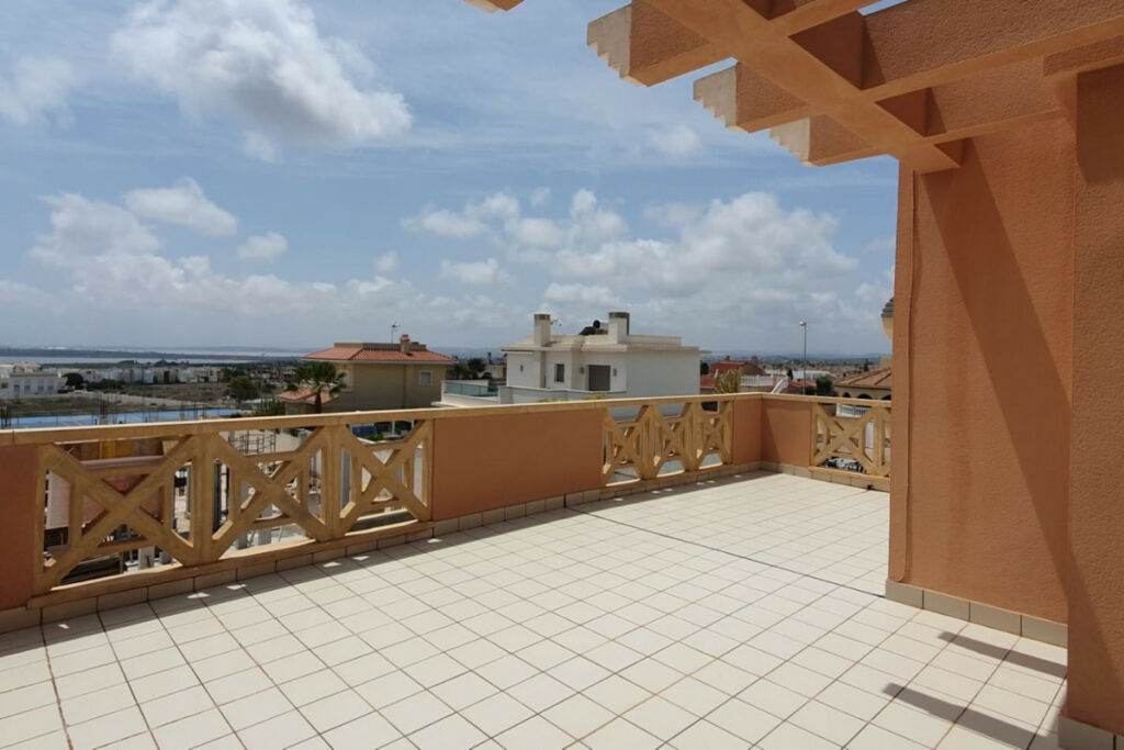 Detached Villa Ciudad Quesada Alicante - image 23