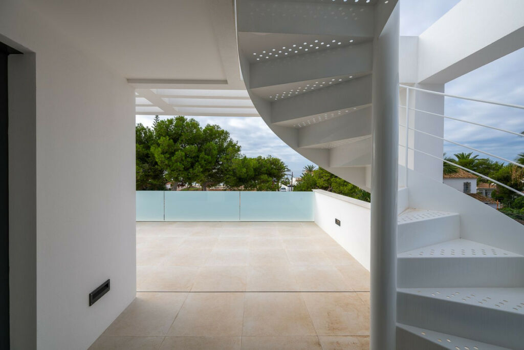 Detached Villa Marbesa Málaga - image 23