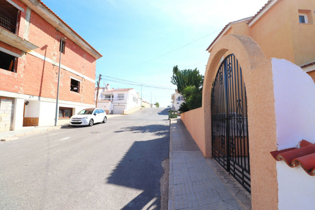 Townhouse Benijofar Alicante - image 23
