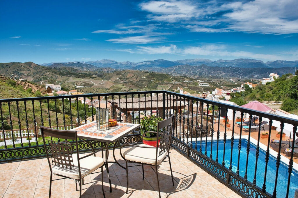 Detached Villa Iznate Málaga - image 24