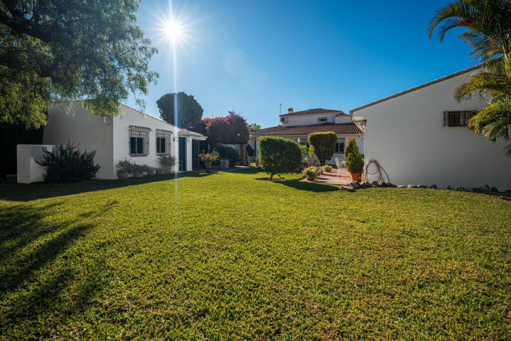 Detached Villa Benalmadena Málaga - image 24