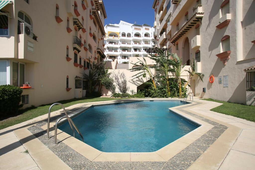 Ground Floor Apartment Estepona Málaga - image 24