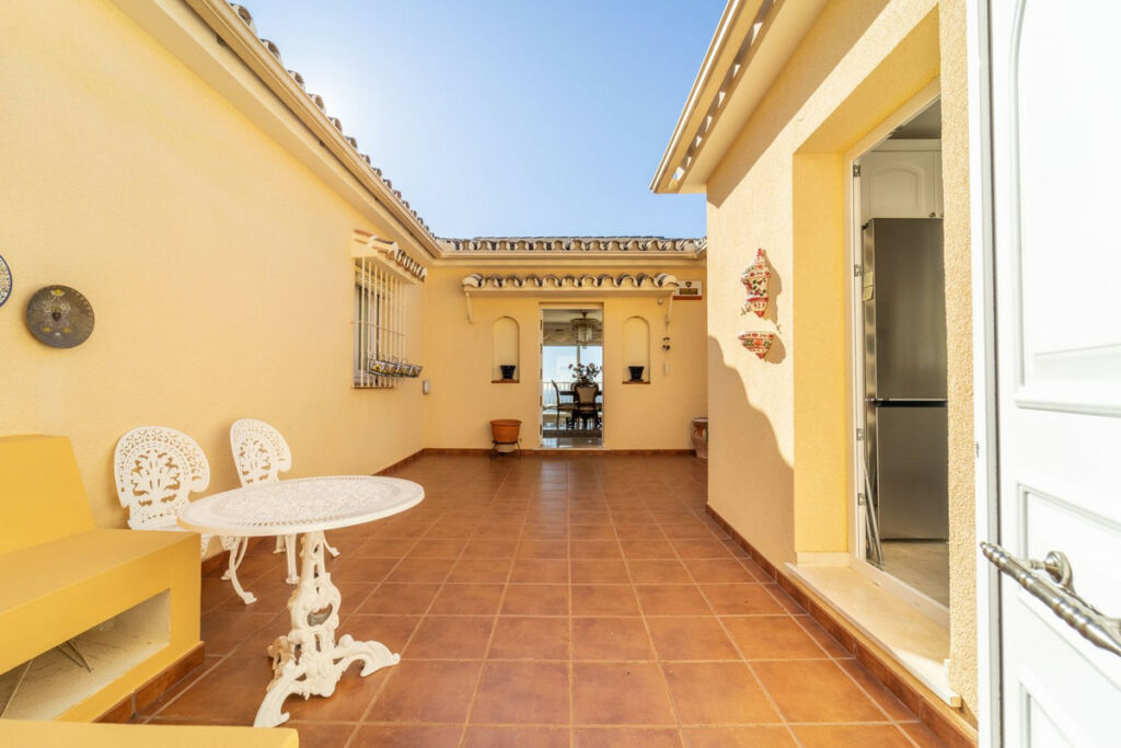 Detached Villa Benalmadena Costa Málaga - image 25