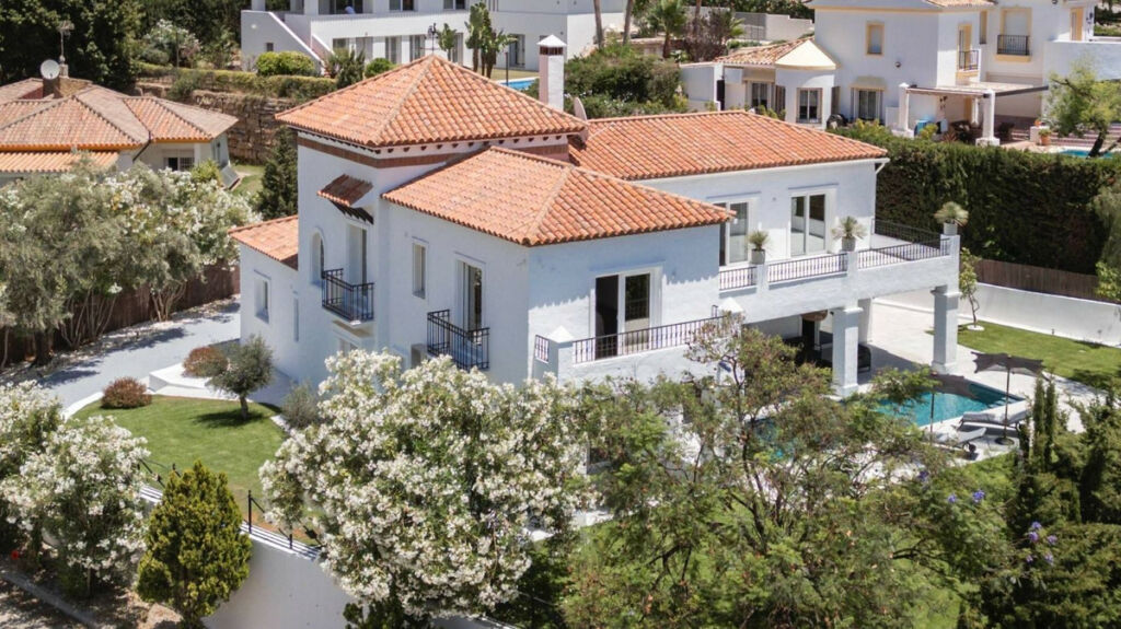 Detached Villa Benahavís Málaga - image 27