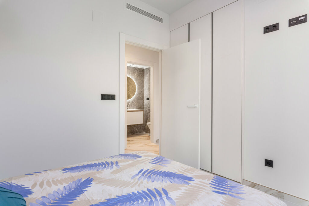Middle Floor Apartment Guardamar del Segura Alicante - image 26