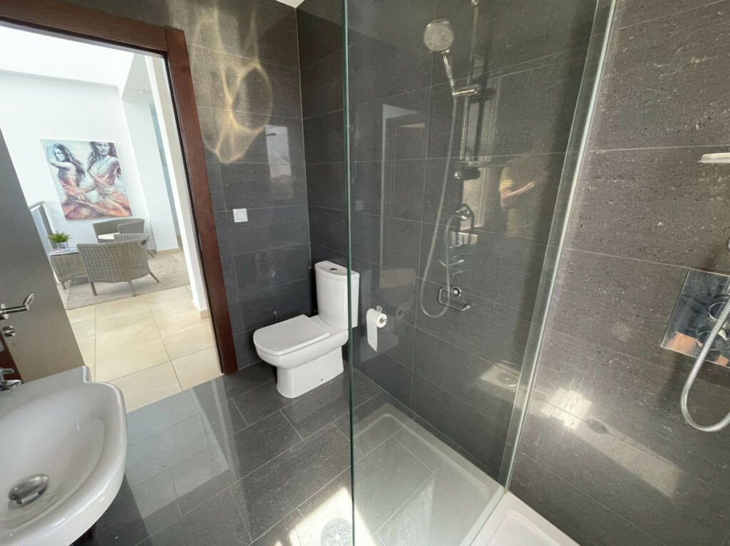 Detached Villa Monforte Del Cid Alicante - image 27