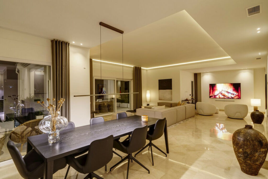 Detached Villa Nueva Andalucía Málaga - image 27