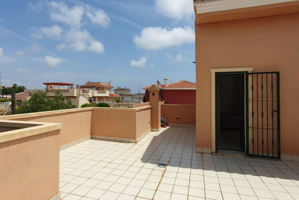 Detached Villa Ciudad Quesada Alicante - image 27