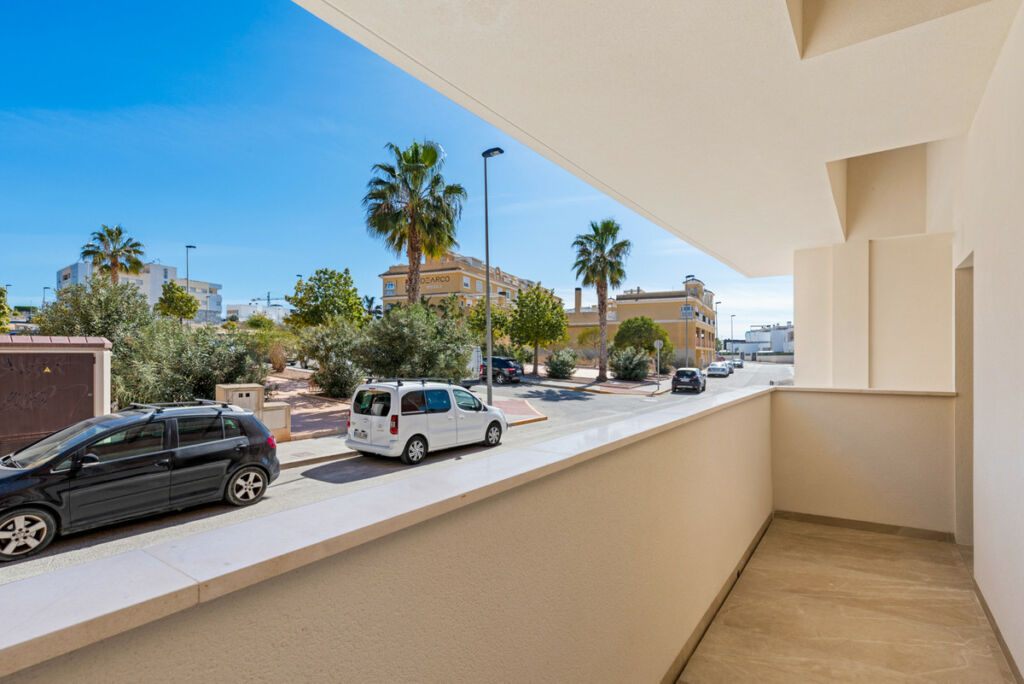 Ground Floor Apartment Benijofar Alicante - image 27