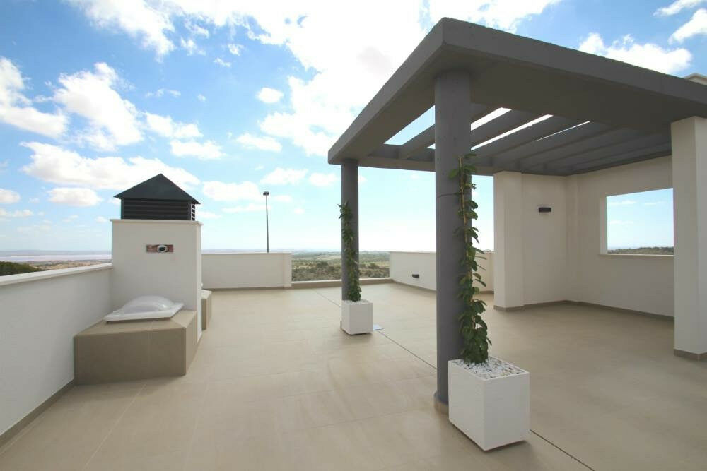 Detached Villa San Miguel de Salinas Alicante - image 28